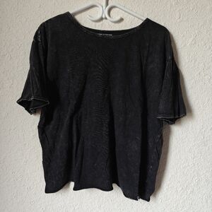 CAUTION TO THE WIND Cropped Shirt